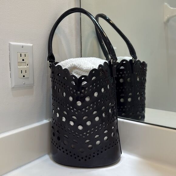 Neiman Marcus Black Vegan Leather Bucket Purse Laser Cut - Picture 4 of 11